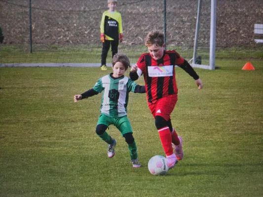 Schnappschüsse E-Junioren gegen Klein Kreutz