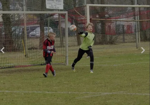 Schnappschüsse E -Junioren gegen Nennhausen